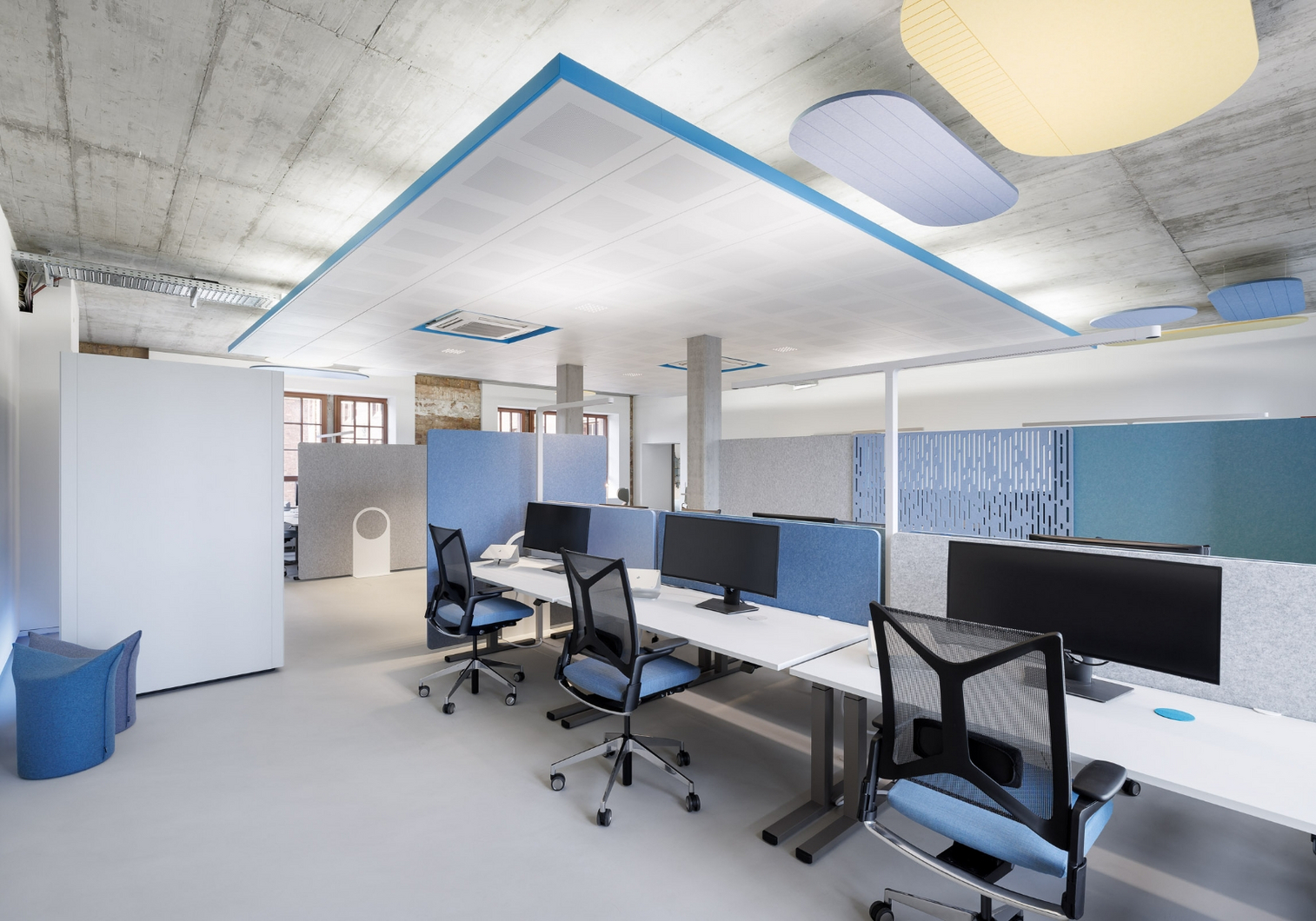 Mehrere Arbeitsplätze
