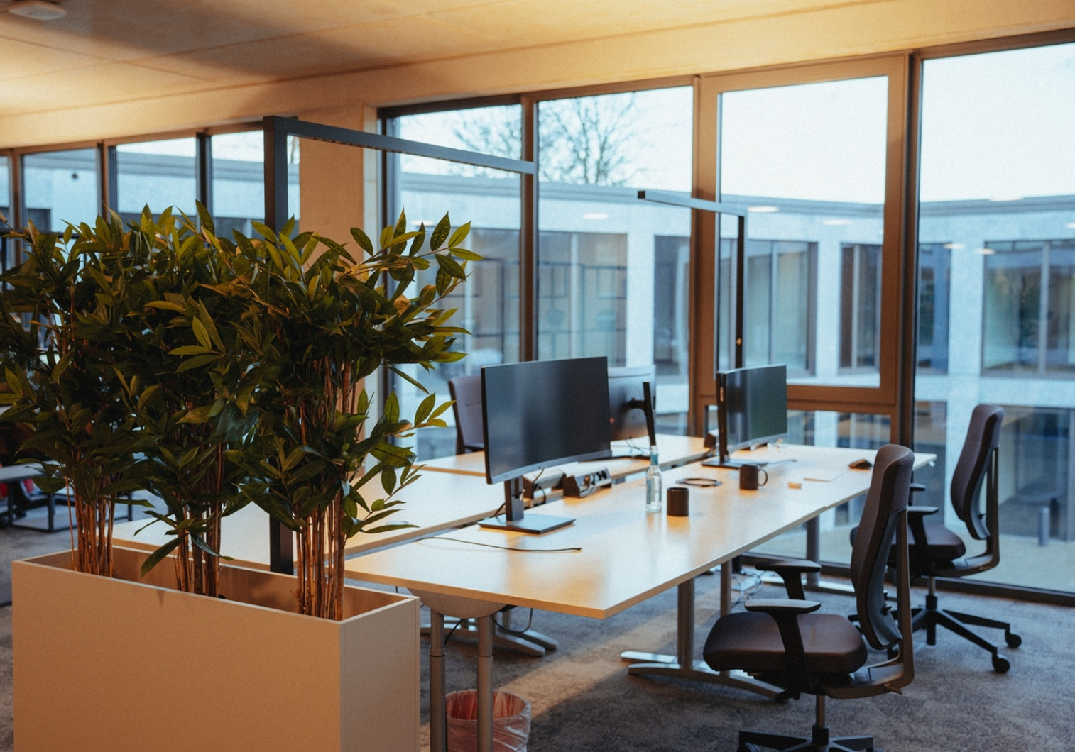 Mehrere Arbeitsplätze
