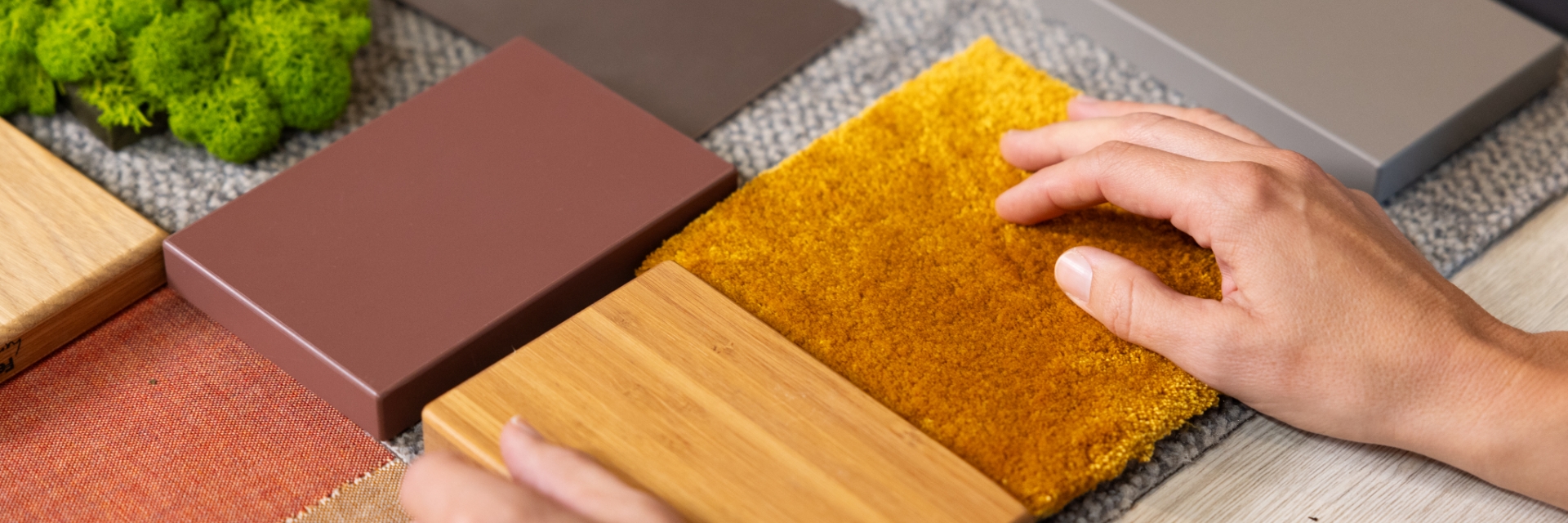 Verschiedene Stoff- und Dekormuster