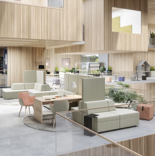 Ein großes Büro in hellem Design